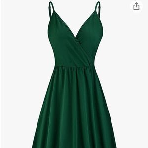 Green midi dress with pockets